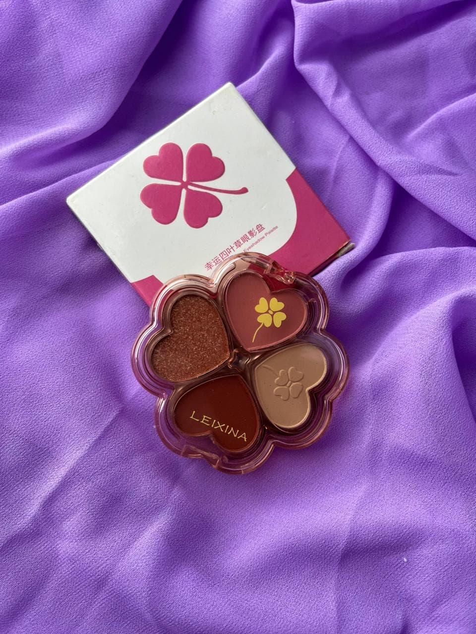 LEXNIA Flower Eyeshadow Pallet thumbnail 3