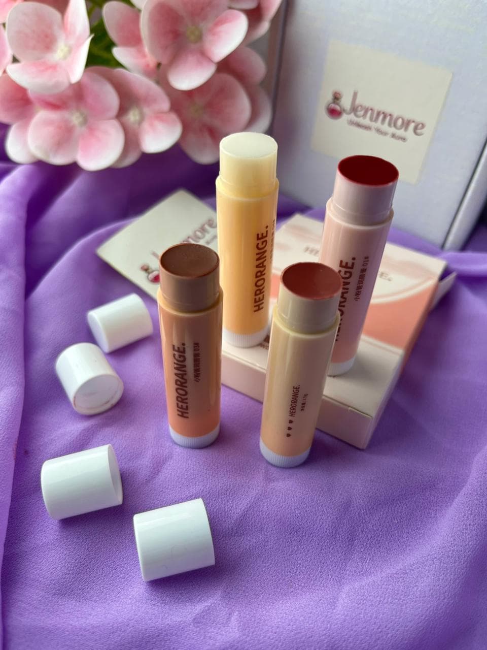HERORANGE Small Powder Tube Lipstick & Hydrating Lip Balm 4-Piece Set thumbnail 2
