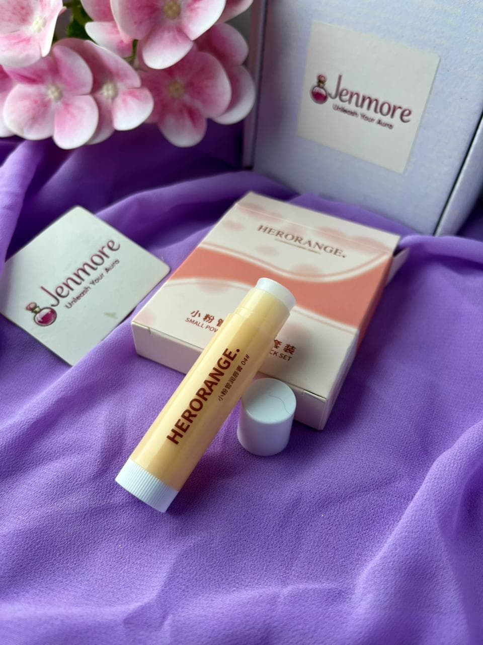 HERORANGE Small Powder Tube Lipstick & Hydrating Lip Balm 4-Piece Set thumbnail 3