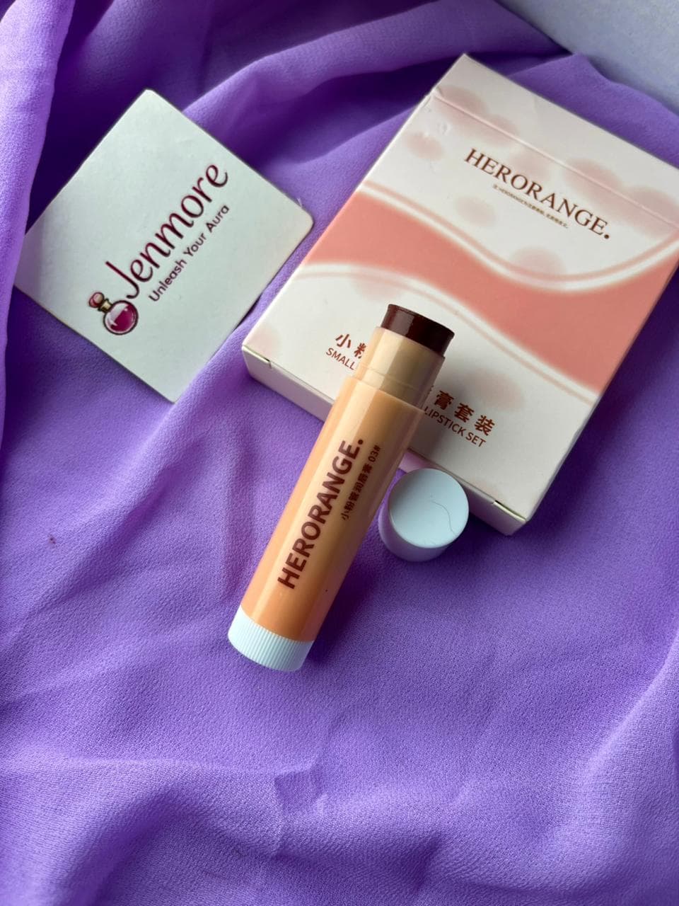 HERORANGE Small Powder Tube Lipstick & Hydrating Lip Balm 4-Piece Set thumbnail 4
