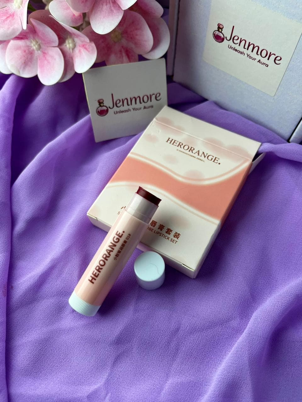 HERORANGE Small Powder Tube Lipstick & Hydrating Lip Balm 4-Piece Set thumbnail 5