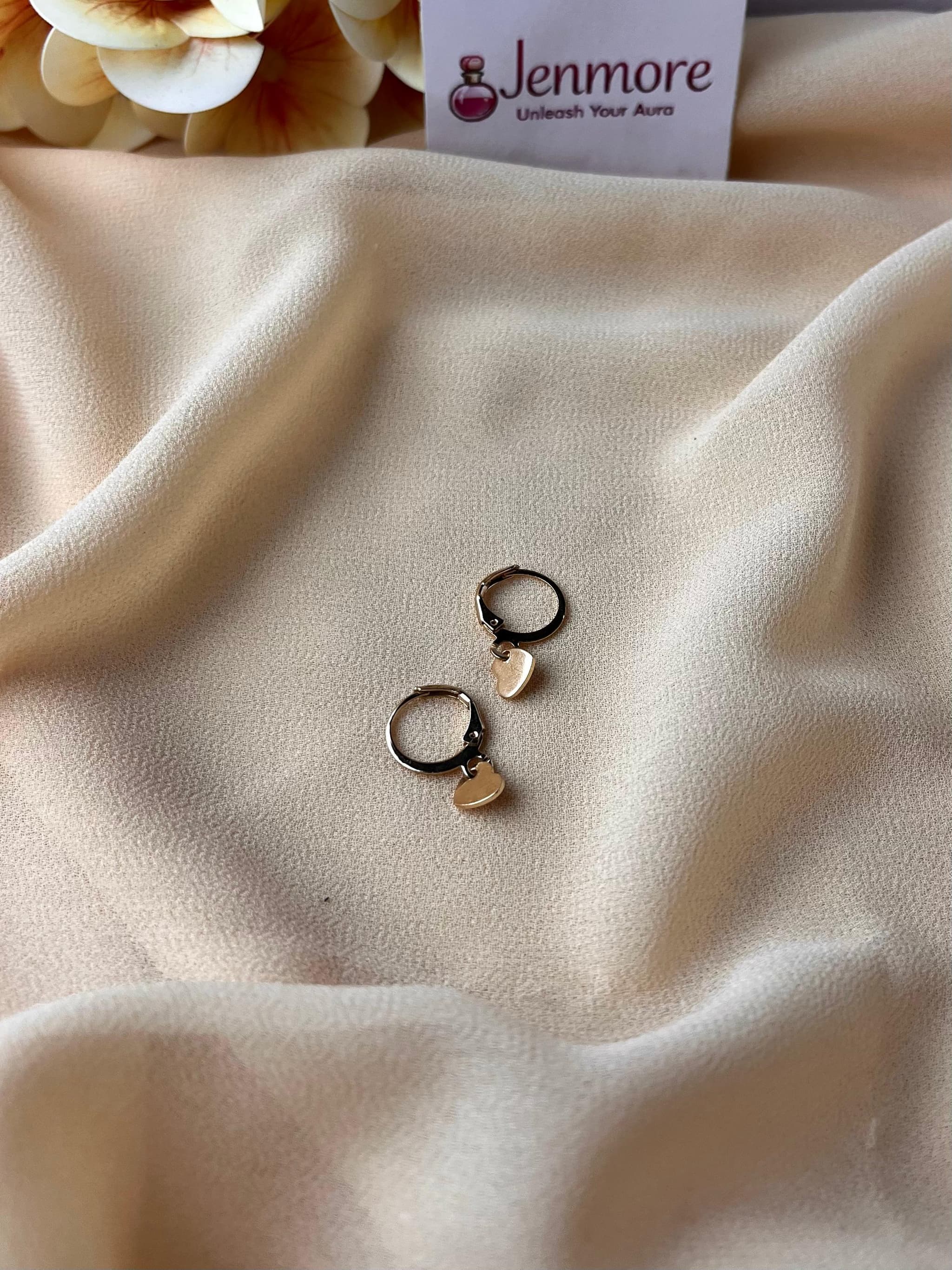 Jenmore Minimalist Flat Disc Heart Leverback Drop Earrings thumbnail 2