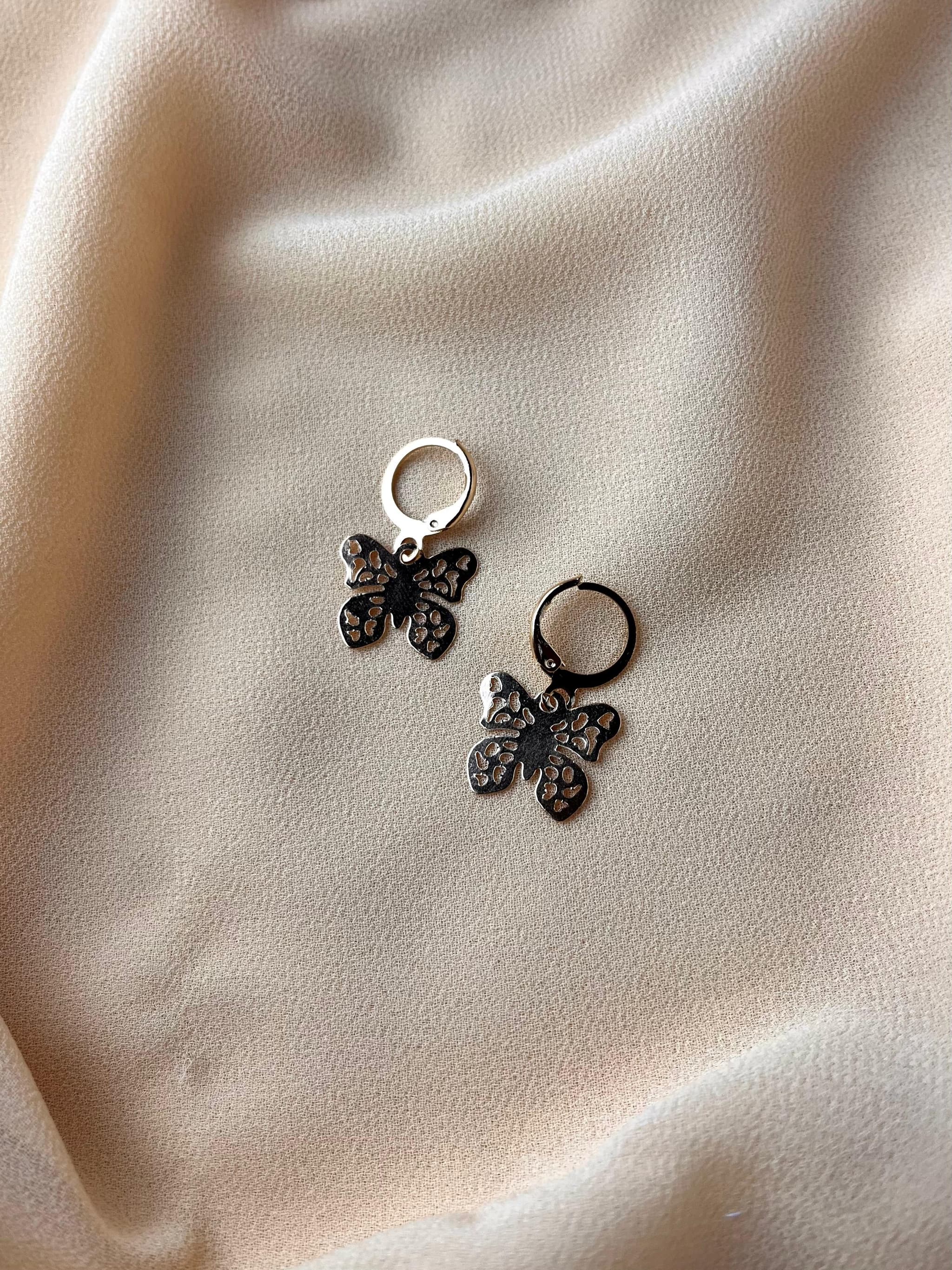 Jenmore Vintage Lace Filigree Butterfly Leverback Drop Earrings thumbnail 3