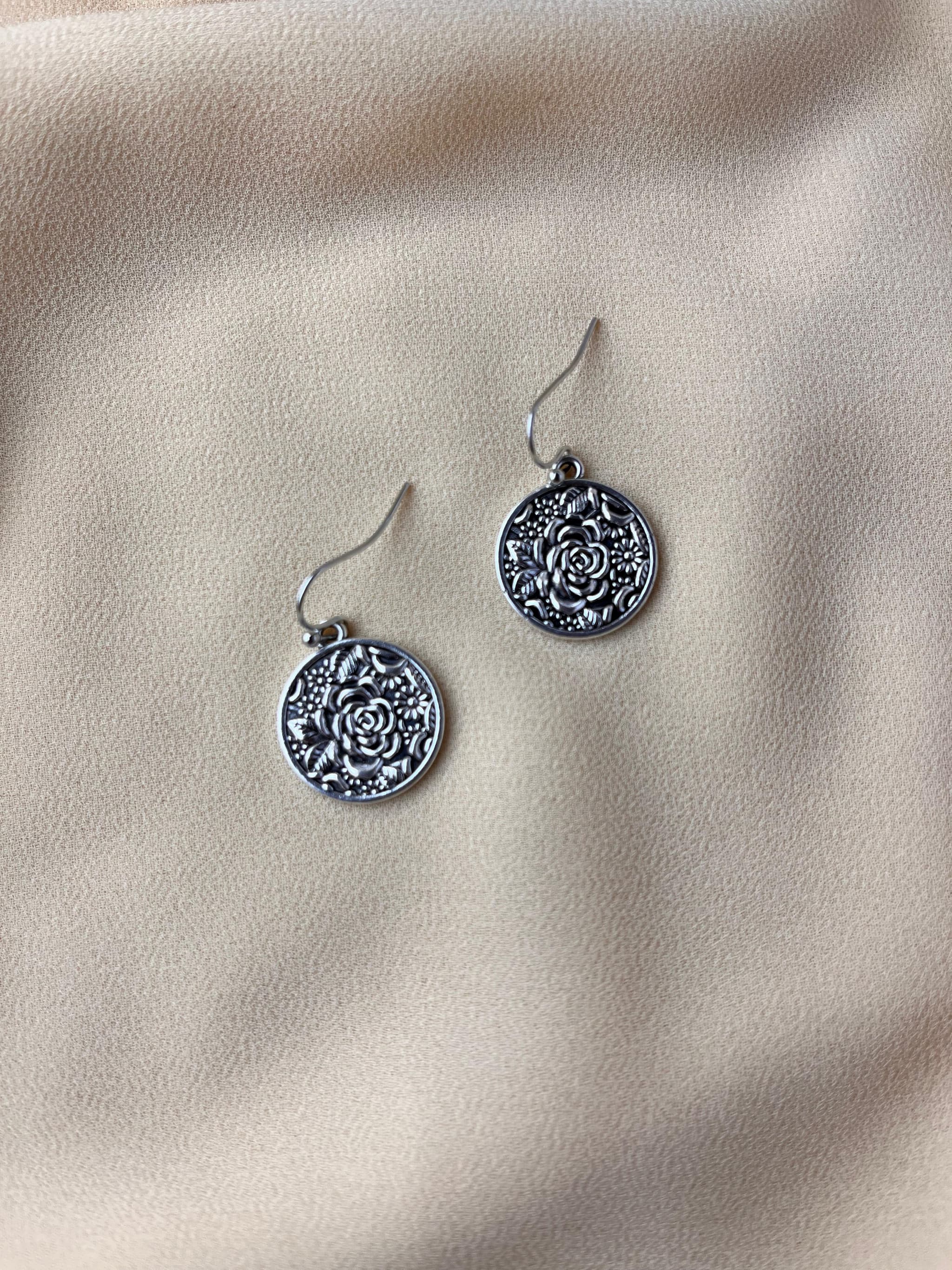 Jenmore Aura Trinity Earring Combo Set thumbnail 2