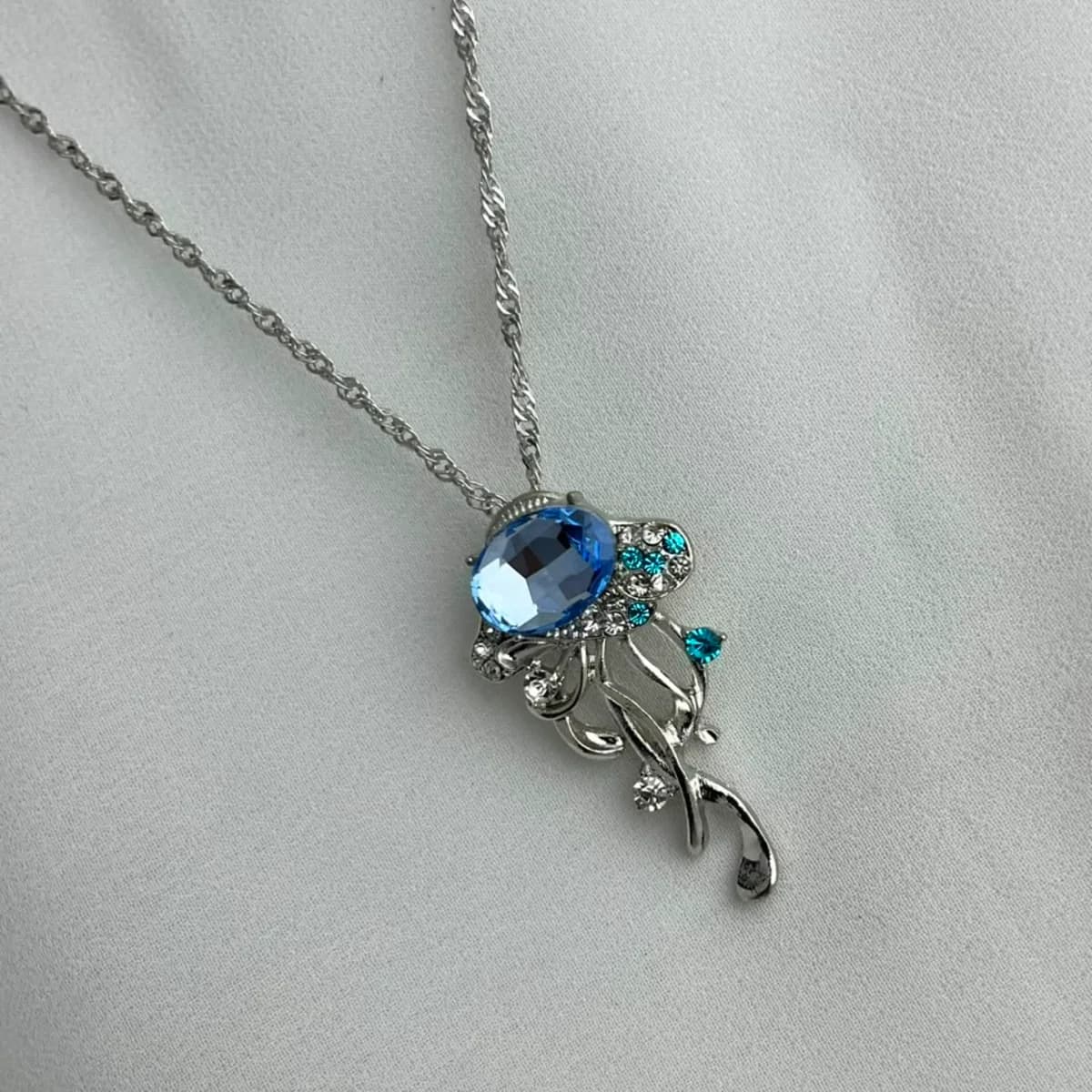 Jenmore Oceanic Drifter Silver Jellyfish Necklace — view 3