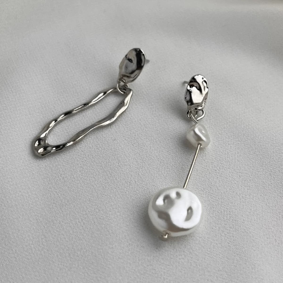 Jenmore Abstract Horizon Asymmetrical Earrings